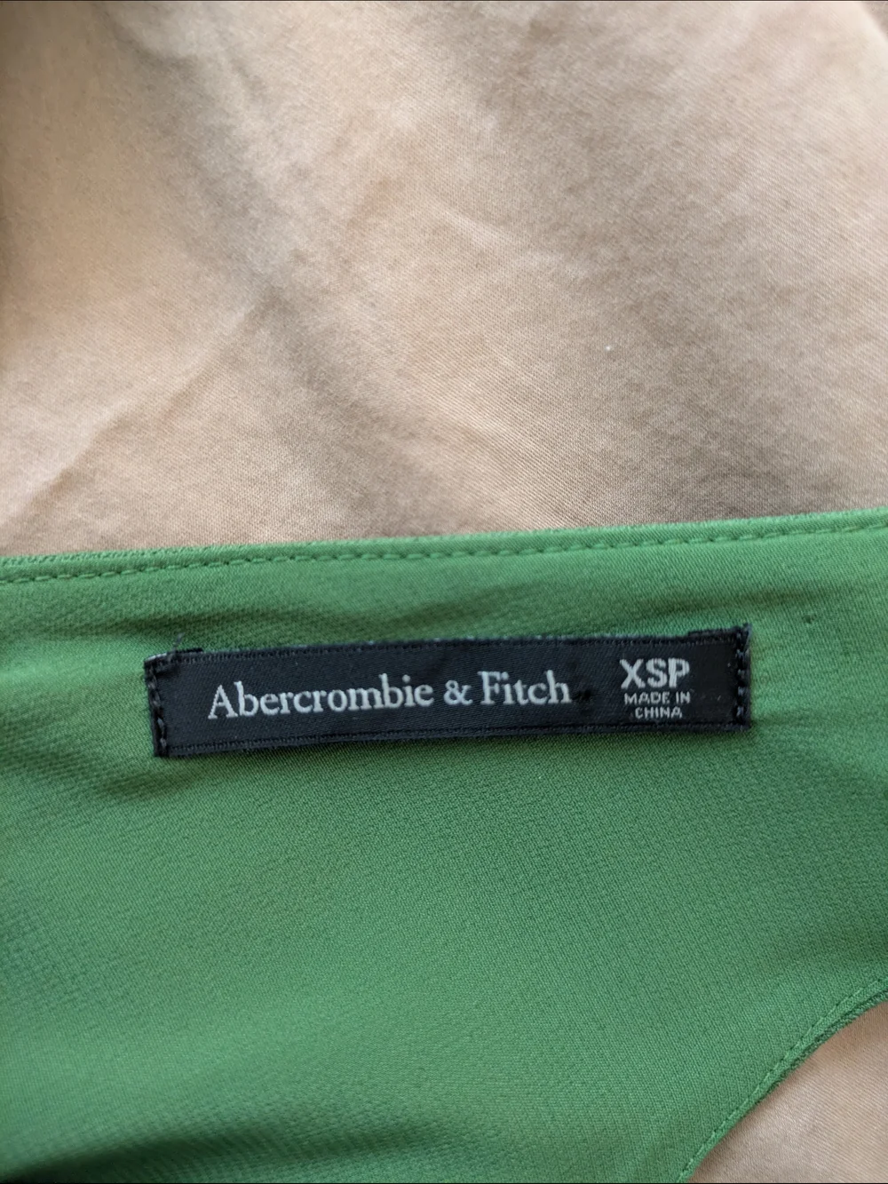 Abercrombie & Fitch streamlined sleeveless